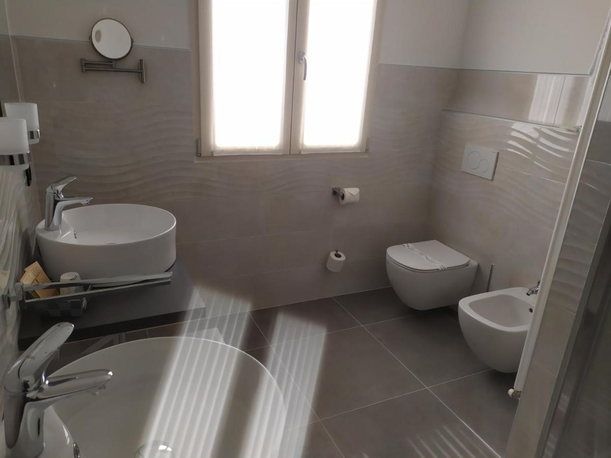 Garda Diamant Bed & Breakfast Desenzano del Garda Eksteriør bilde