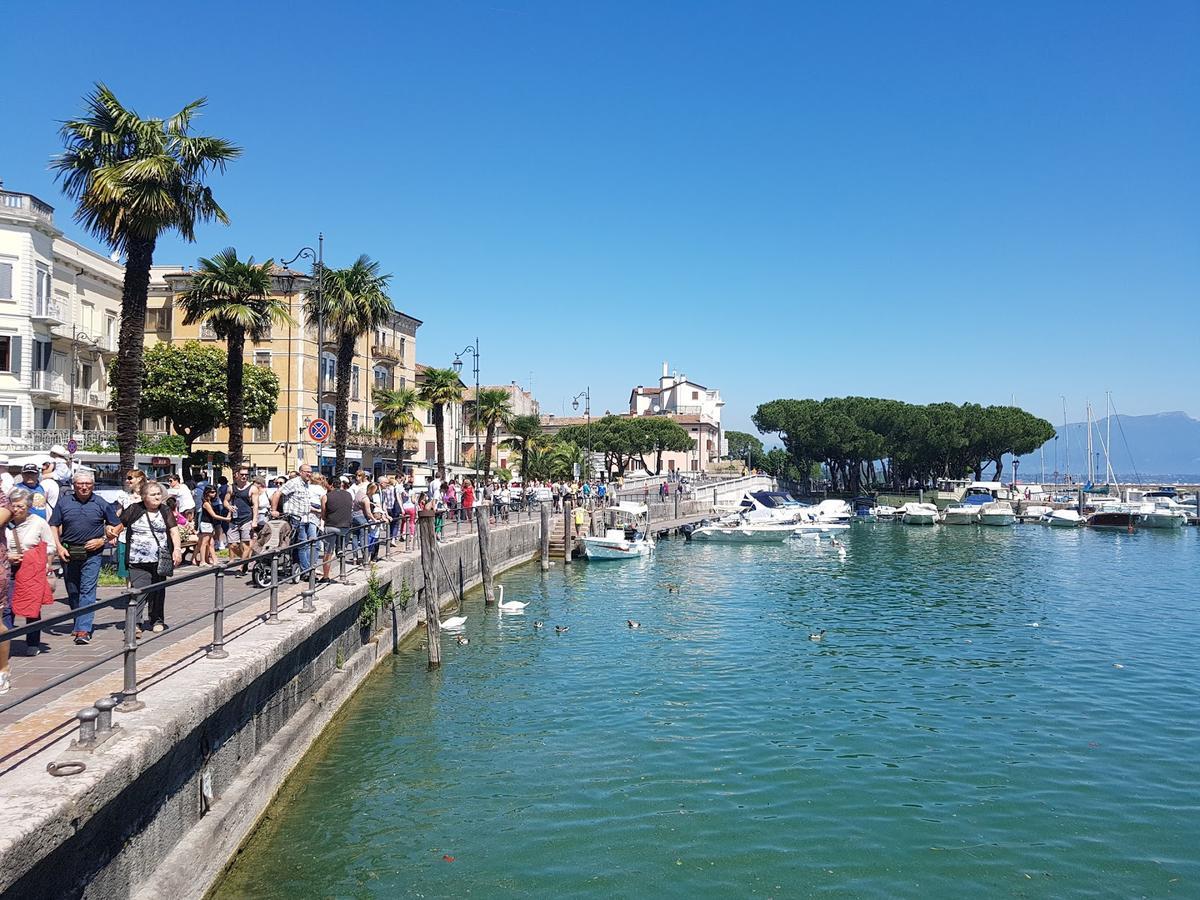 Garda Diamant Bed & Breakfast Desenzano del Garda Eksteriør bilde