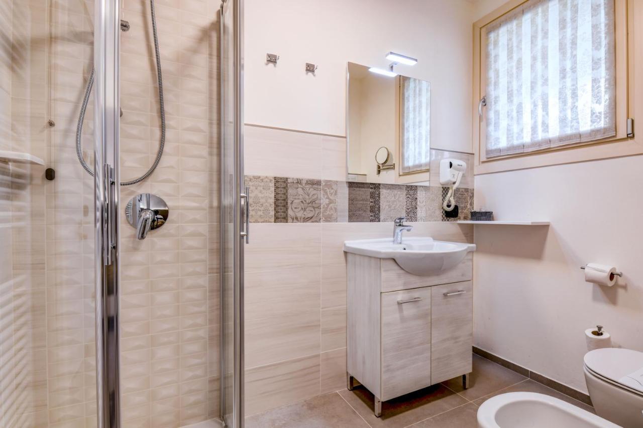 Garda Diamant Bed & Breakfast Desenzano del Garda Eksteriør bilde