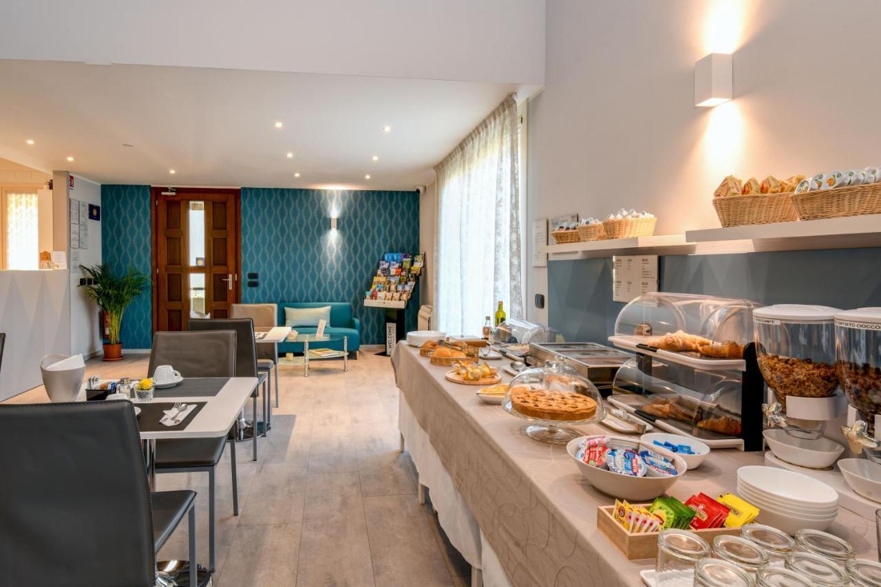 Garda Diamant Bed & Breakfast Desenzano del Garda Eksteriør bilde